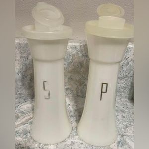 Vintage Tupperware Hourglass 6” Salt & Pepper Shakers Opaque White 1960’s